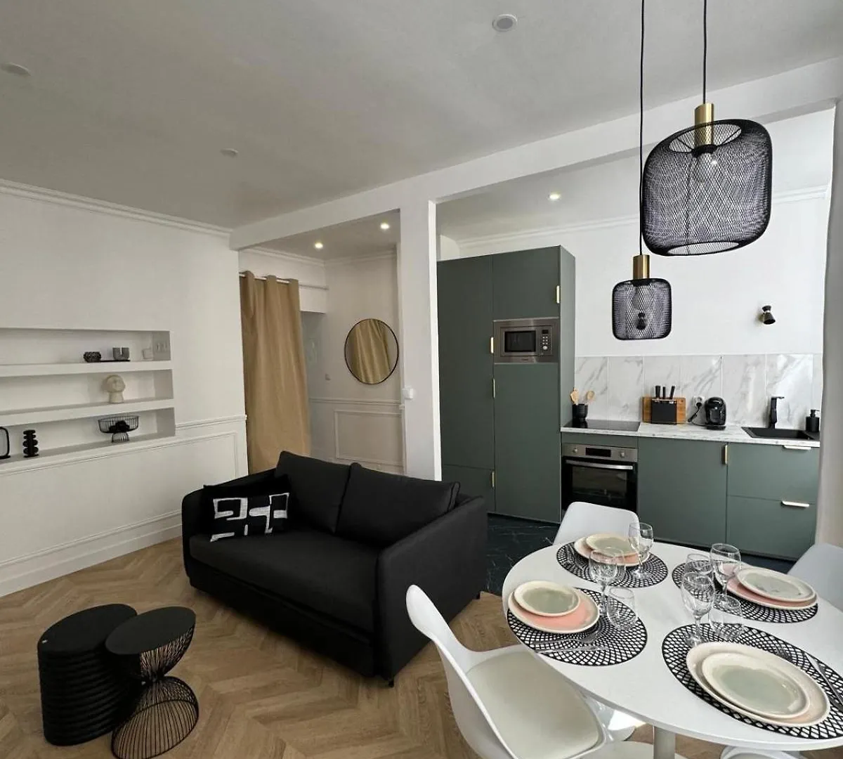 Spacieux, Plein Centre Refait A Neuf Vienne  Apartment